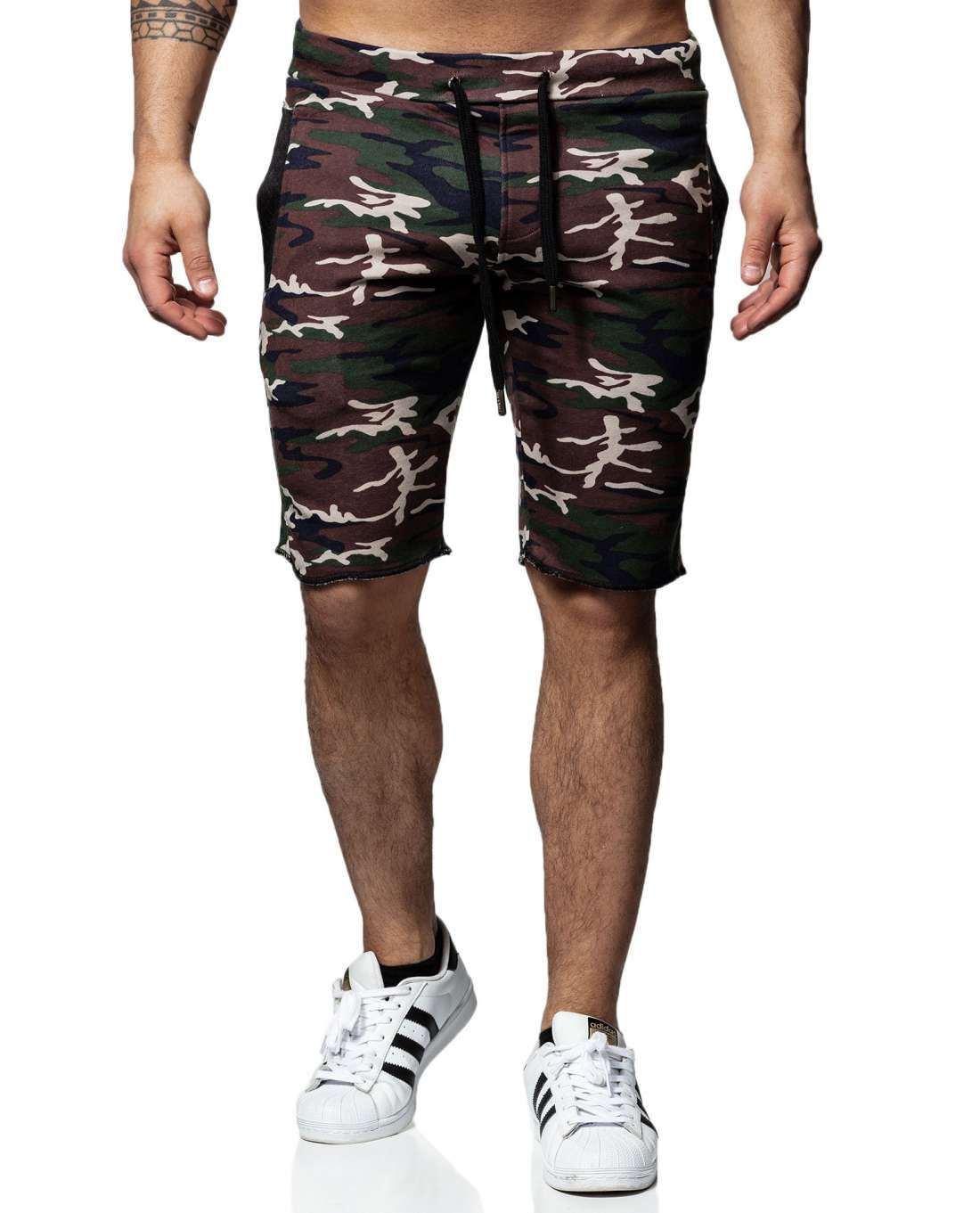 Army Shorts Young & Rich